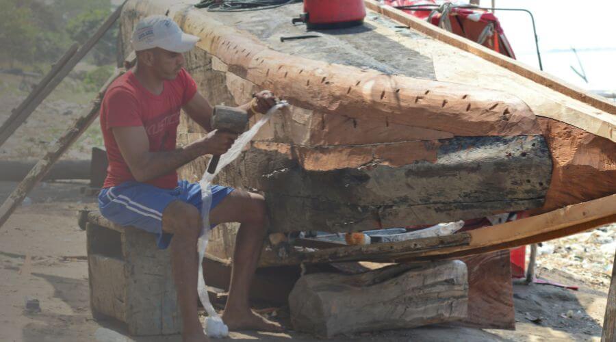 Why choose water damage restoration service for commercial water damage restoration in Chattanooga